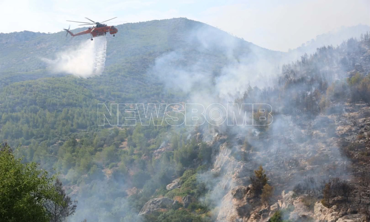Πυρκαγιά στο Σκάλωμα Λουτρακίου: μεγάλη κινητοποίηση και μήνυμα 112 στην Περαχώρα